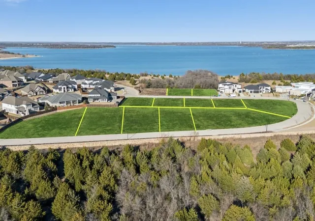 2nd image of 1305 Meziere Sky Dr, Wylie, TX 75098 | MLS# 21144670