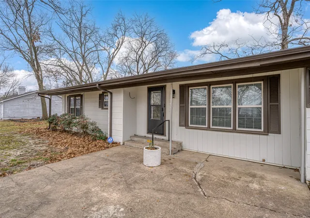 Homes for sale in Bonham, TX | 903 Lynn St, Bonham, TX 75418 | MLS# 21147789