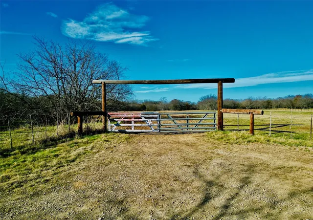 Homes for sale in Valley View, TX | Lot 3 Tbd Hidden Valley Rd, Valley View, TX 76272 | MLS# 21141826