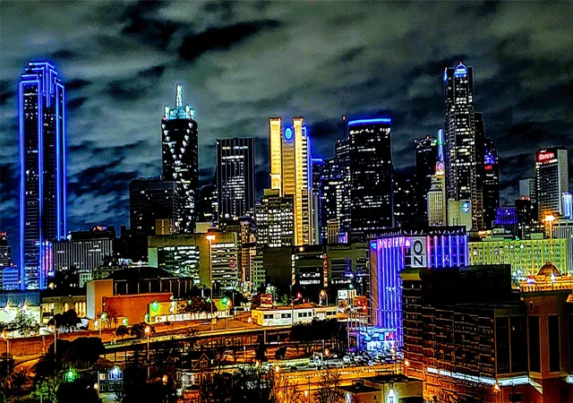 Listing Photo 4 - Condo for sale in building located at 1001 Belleview St, Dallas, TX 75215 - Unit #201
