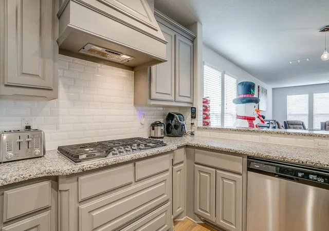 3rd image of 5656 Broad Bay Ln, Fort Worth, TX 76179 | MLS# 21131701