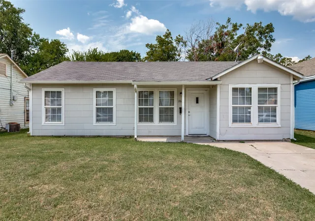 2nd image of 2624 Frazier Ave, Fort Worth, TX 76110 | MLS# 21148256