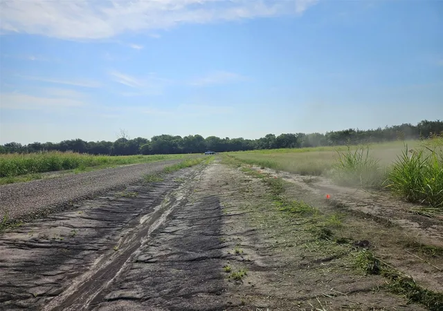 Photo 4 of Land for sale at 0 Hayfield Ct, Paris, TX 75460 | MLS# 21148395 | Listing updated on 2026-08-25