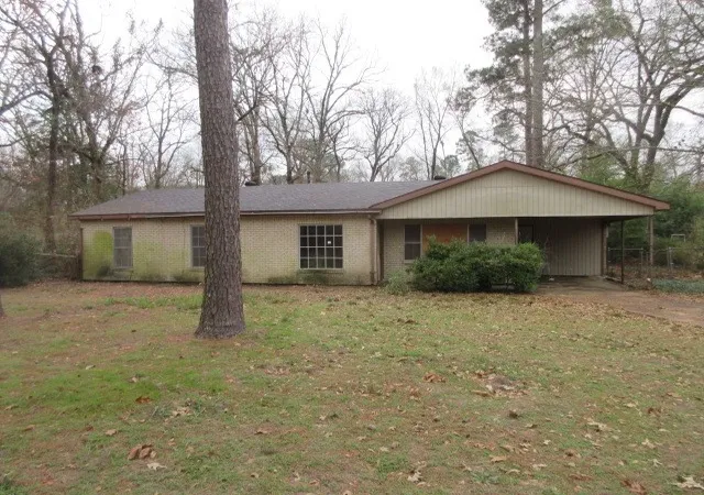 Photo 1 of Sale Pending at 6303 Garden Oaks Dr, Shreveport, LA 71129 | MLS# 21148529 | Listing updated on 2026-08-26