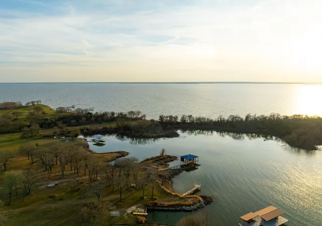 Homes for sale in East Tawakoni, TX | 674 Briggs Row, East Tawakoni, TX 75472 | MLS# 21148630