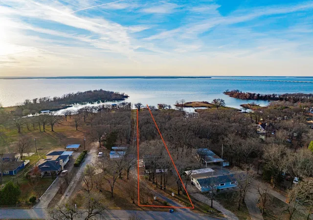 Homes for sale in East Tawakoni, TX | 674 Briggs Row, East Tawakoni, TX 75472 | MLS# 21148630