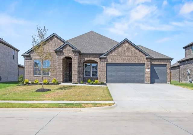 Photo 1 of Single family home for sale at 623 Landry Ln, Forney, TX 75126 | MLS# 21149202 | Listing updated on 2026-10-07