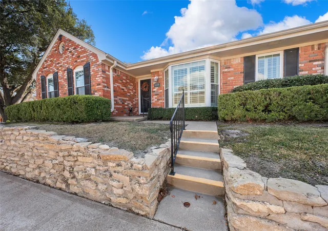Homes for sale in Waco, TX | 5236 Lake Shore Dr #3, Waco, TX 76710 | MLS# 21146561