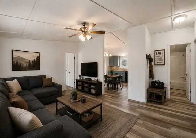 Photo 3 of Manufactured home for sale at 114 Sunset Acres Ct, Granbury, TX 76048 | MLS# 21149366 | Listing updated on 2026-08-03