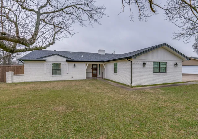 Homes for sale in Terrell, TX | 1055 Wright St, Terrell, TX 75160 | MLS# 21149511
