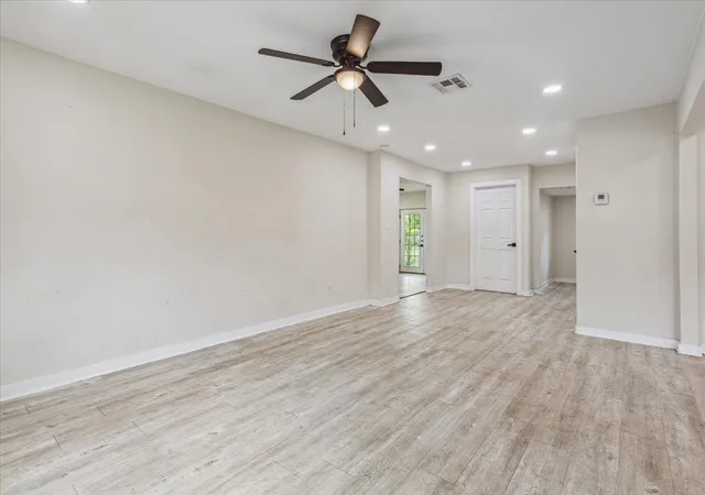 Photo 4 of Single family home for sale at 310 Garfield St, Mc Gregor, TX 76657 | MLS# 21146436 | Listing updated on 2026-09-07