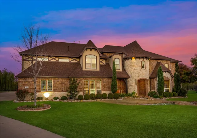 Photo 2 of Mansion for sale at 411 Crestfield Ct, Sunnyvale, TX 75182 | MLS# 21150163 | Listing updated on 2026-08-26