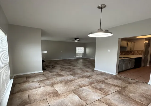 4th image of 3617 W Northgate Dr, Irving, TX 75062