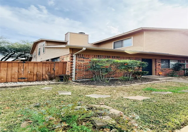 Photo 2 of Townhouse for sale at 5761 Cedar Creek Dr, Benbrook, TX 76109 | MLS# 21150126 | Listing updated on 2026-08-31
