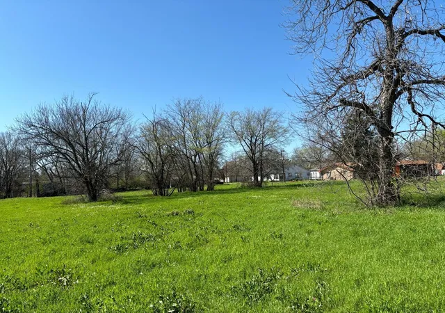 Homes for sale in Cooper, TX | 350 E San Antonio Ave, Cooper, TX 75432 | MLS# 21149781