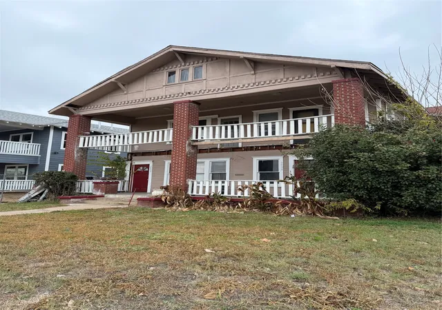 1st image of 3528 Colonial Ave, Dallas, TX 75215 | MLS# 21149955