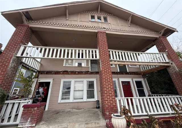 2nd image of 3528 Colonial Ave, Dallas, TX 75215 | MLS# 21149955