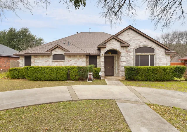 Homes for sale in De Soto, TX | 801 S Parks Dr, De Soto, TX 75115 | MLS# 21148493