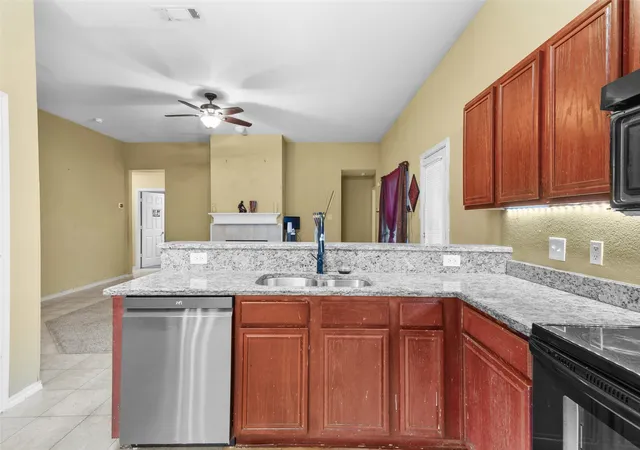 Homes for sale in De Soto, TX | 801 S Parks Dr, De Soto, TX 75115 | MLS# 21148493