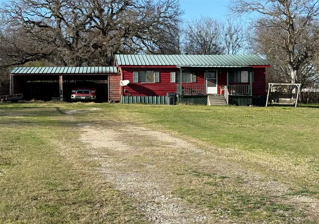 Photo 2 of Manufactured home for sale at 4400 W Park Row Blvd, Corsicana, TX 75110 | MLS# 21150689 | Listing updated on 2026-07-07