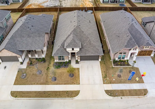 Homes for sale in Joshua, TX | 7737 Oakmeade St, Joshua, TX 76058 | MLS# 21148915