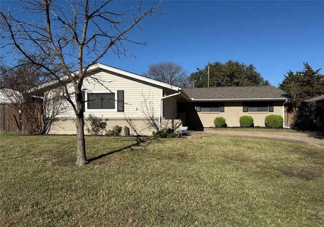 Photo 1 of Single family home for sale at 518 Worcester Wy, Richardson, TX 75080 | MLS# 21150734 | Listing updated on 2026-08-17