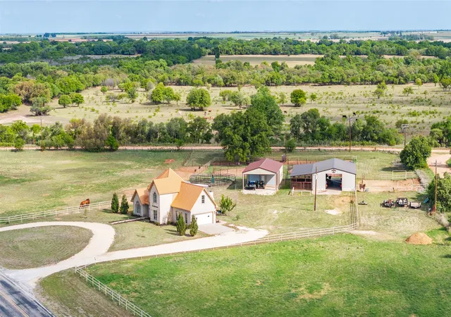 Photo 2 of Sale Pending at 6010 Fm 3326 S, Hawley, TX 79525 | MLS# 21148859 | Listing updated on 2026-09-17