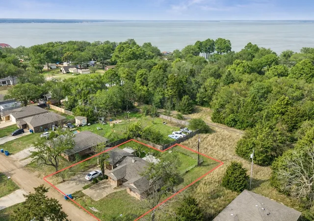 Photo 1 of Single family home for sale at 162 Westview Dr, Gun Barrel City, TX 75156 | MLS# 21146099 | Listing updated on 2026-08-25