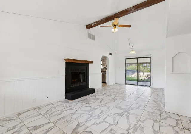 Photo 3 of Single family home for sale at 162 Westview Dr, Gun Barrel City, TX 75156 | MLS# 21146099 | Listing updated on 2026-08-25