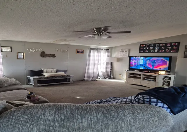 Photo 3 of Single family home for sale at 7241 S Interstate 45 Service Rd, Ennis, TX 75119 | MLS# 21151104 | Listing updated on 2026-09-23