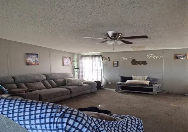 Photo 3 of Single family home for sale at 7241 S Interstate 45 Service Rd, Ennis, TX 75119 | MLS# 21151104 | Listing updated on 2026-09-23