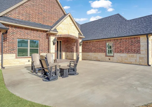 Homes for sale in Denison, TX | 3909 Saddle Crk, Denison, TX 75020 | MLS# 21150727