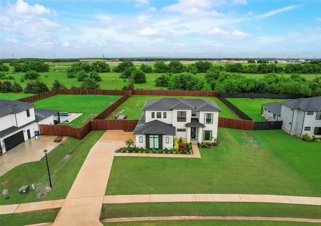Homes for sale in Red Oak, TX | 418 Whispering Wy, Red Oak, TX 75154 | MLS# 21151052