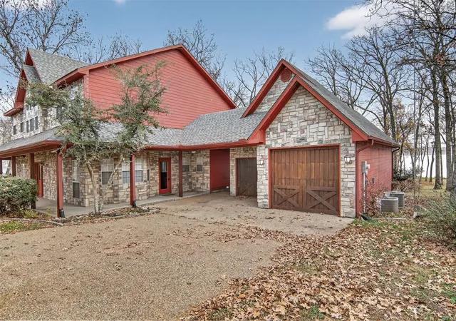Photo 3 of Single family home for sale at 643 Pr 5937, Emory, TX 75440 | MLS# 21135440 | Listing updated on 2026-09-25