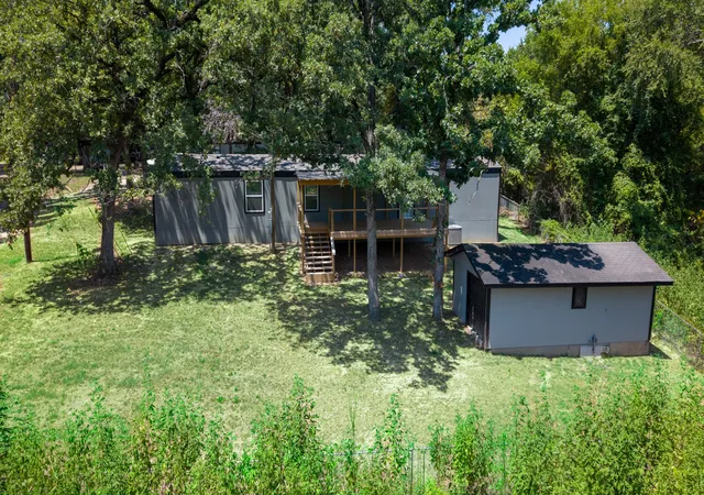 Photo 3 of Manufactured home for sale at 721 Queens Dr, Tool, TX 75143 | MLS# 21151420 | Listing updated on 2026-09-30