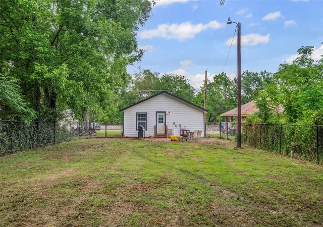 Homes for sale in Sulphur Springs, TX | 406 Mlk Dr, Sulphur Springs, TX 75482 | MLS# 21151758