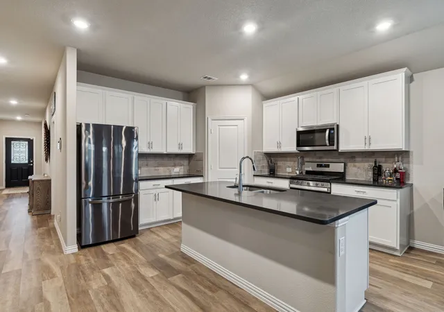 Photo 3 of Sale Pending at 263 Hawthorn Dr, Lavon, TX 75166 | MLS# 21150224 | Listing updated on 2026-07-17