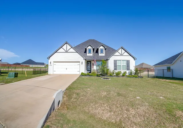 Photo 1 of Single family home for sale at 11709 Sand Cat Ct, Godley, TX 76044 | MLS# 21151768 | Listing updated on 2026-07-17