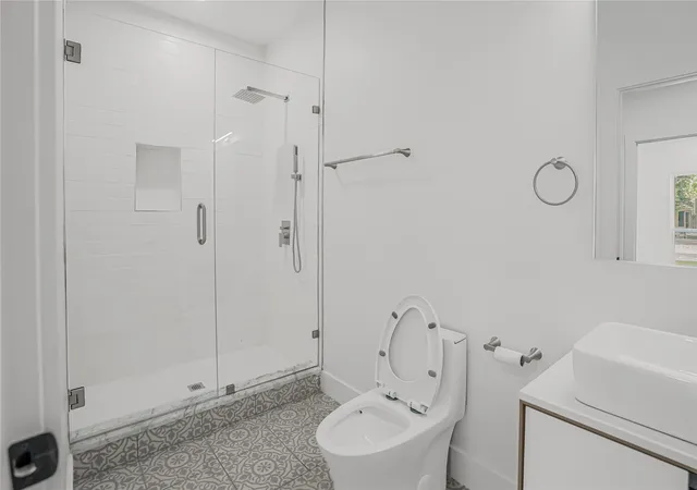 Photo 4 of Single family home for sale at 3631 Espanola Dr, Dallas, TX 75220 | MLS# 21148327 | Listing updated on 2026-07-07