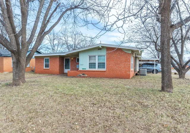 Homes for sale in Abilene, TX | 1501 Mimosa Dr, Abilene, TX 79603 | MLS# 21152313