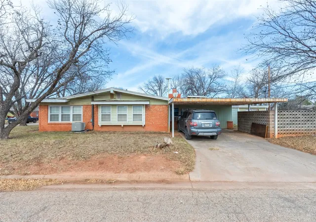 Homes for sale in Abilene, TX | 1501 Mimosa Dr, Abilene, TX 79603 | MLS# 21152313