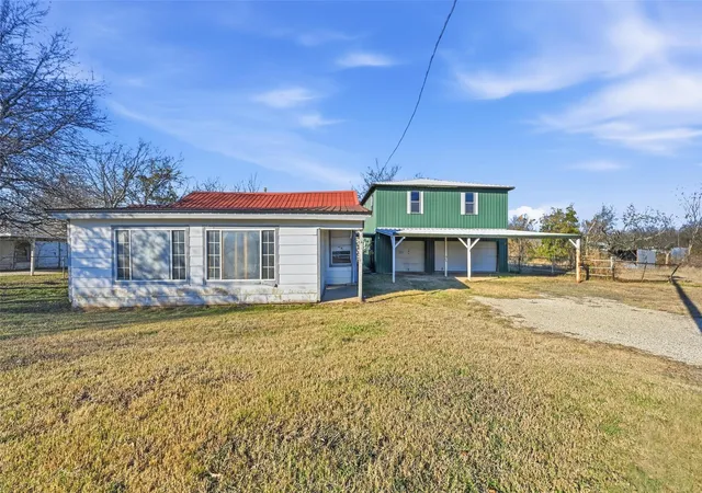 Homes for sale in Alvarado, TX | 604 S Spears St, Alvarado, TX 76009 | MLS# 21135351