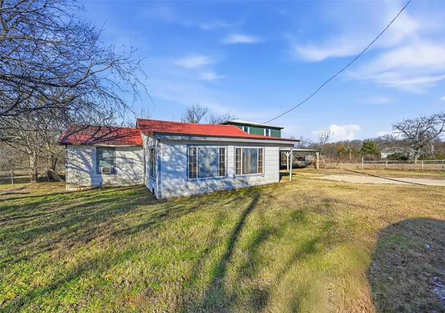 Homes for sale in Alvarado, TX | 604 S Spears St, Alvarado, TX 76009 | MLS# 21135351