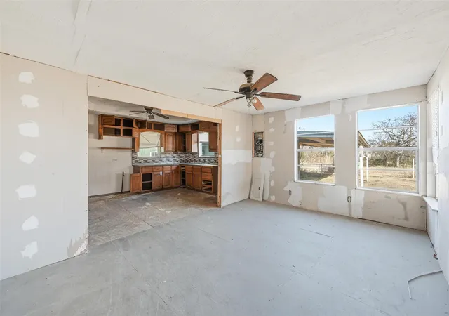 Homes for sale in Alvarado, TX | 604 S Spears St, Alvarado, TX 76009 | MLS# 21135351