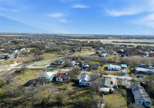 Homes for sale in Alvarado, TX | 606 S Spears St, Alvarado, TX 76009 | MLS# 21135429