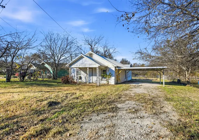 Homes for sale in Alvarado, TX | 606 S Spears St, Alvarado, TX 76009 | MLS# 21135429