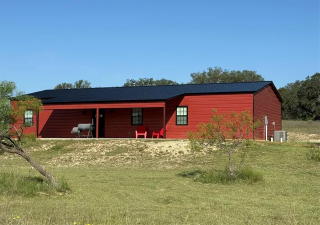 Photo 3 of Single family home for sale at 149 Comanche Hills, Comanche, TX 76442 | MLS# 21153071 | Listing updated on 2026-07-15