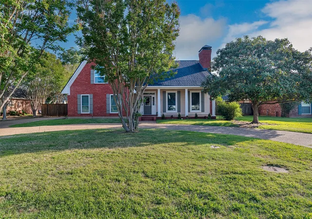 1st image of 339 Greenacres Blvd, Bossier City, LA 71111 | MLS# 21151308