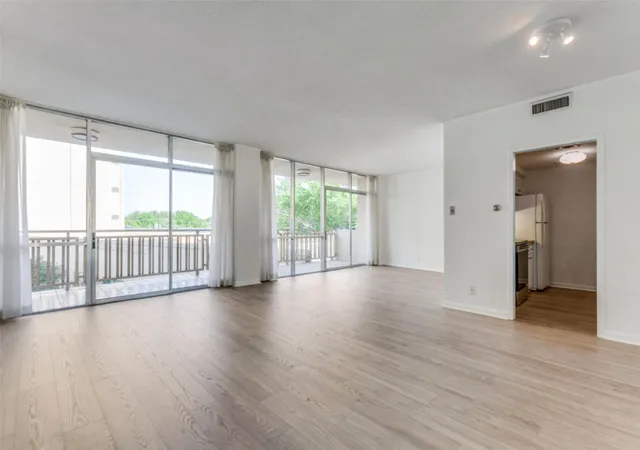 Homes for sale in Dallas, TX | 6211 W Northwest Hwy #304, Dallas, TX 75225 | MLS# 21145290