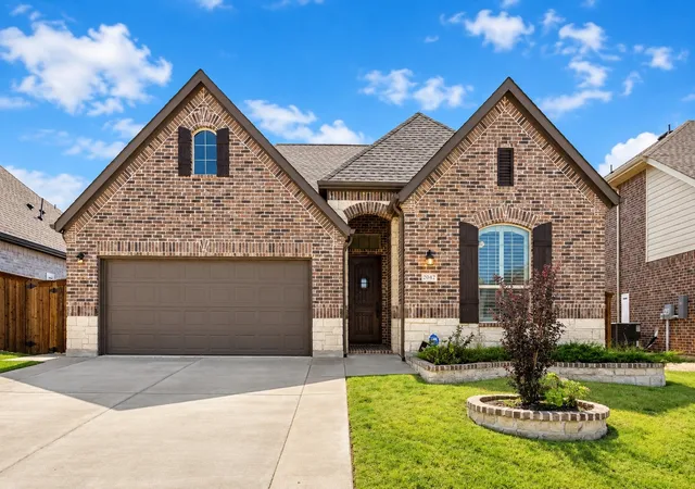Photo 1 of Single family home for sale at 2042 Clear Water Wy, Royse City, TX 75189 | MLS# 21153725 | Listing updated on 2026-10-06